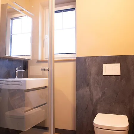 Vivaldi Будинок відпочинку *